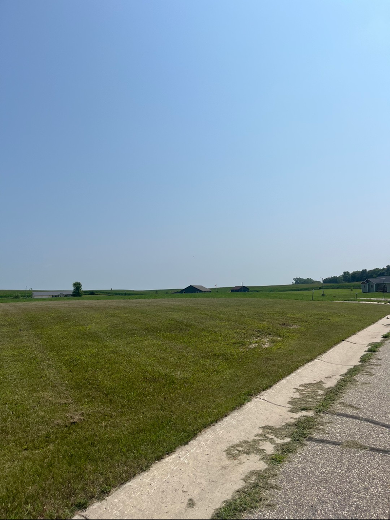 603 Borgrud Ln, Evansville, MN 56326