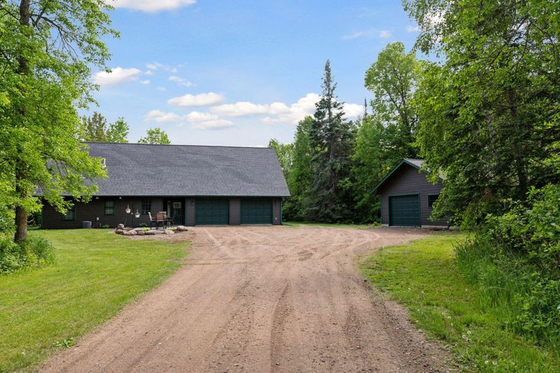6010 Woodbury Dr, Wright, MN 55798