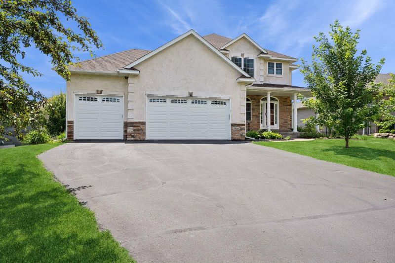 1322 129th Ave NW, Coon Rapids, MN 55448