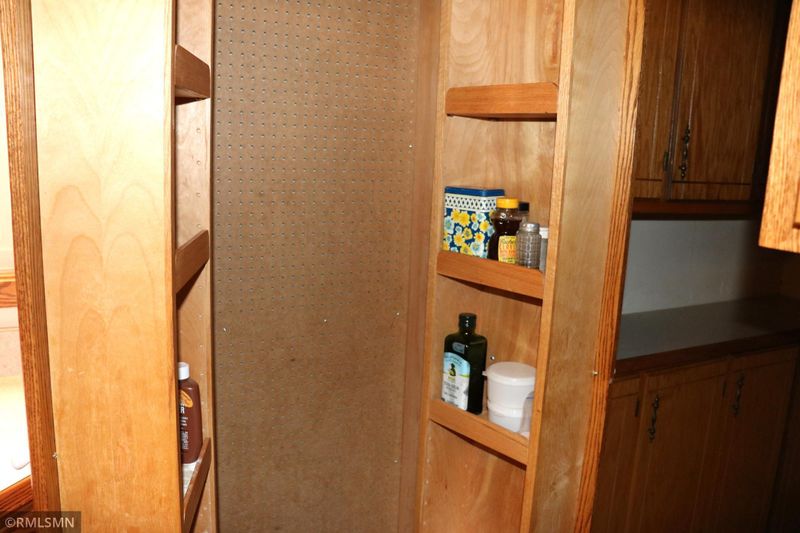 925 4th Ave SW, Pine City, MN 55063