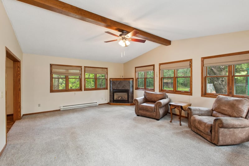 20430 Rhoda Ave, Welch, MN 55089