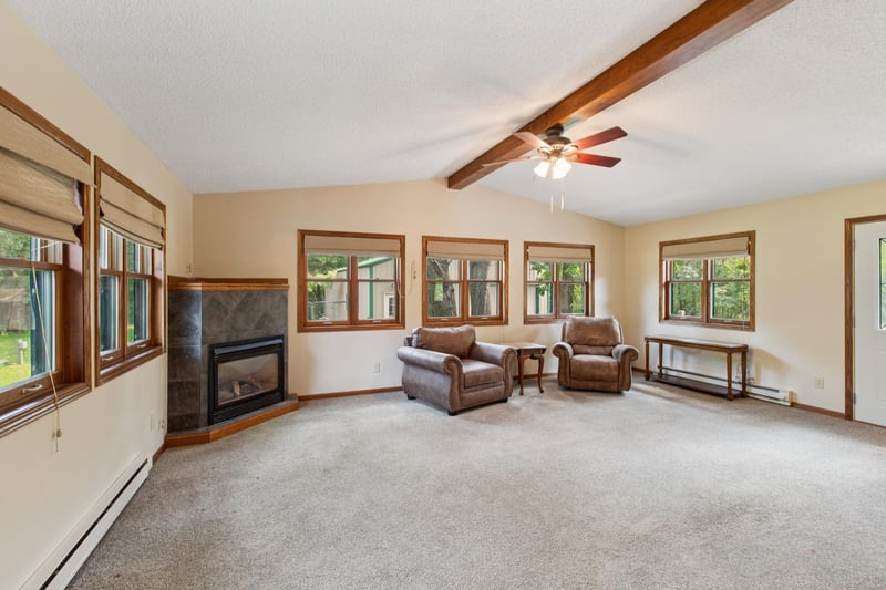 20430 Rhoda Ave, Welch, MN 55089