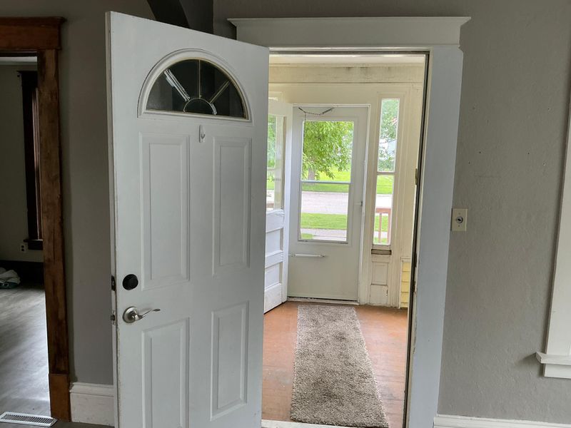307 11th St NW, Willmar, MN 56201