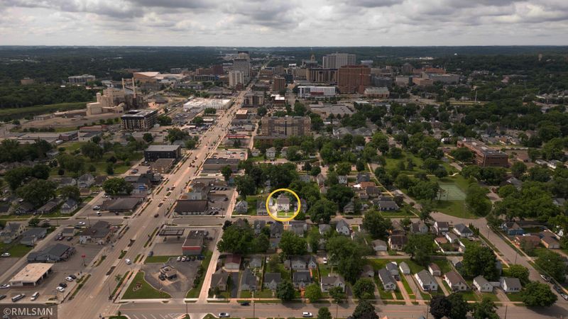 24 10th St NW, Rochester, MN 55901