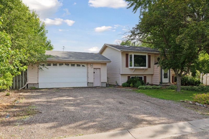 9700 E 265th St, Elko New Market, MN 55020