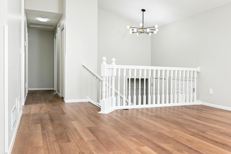 1527 Harvest Ln, Shakopee, MN 55379
