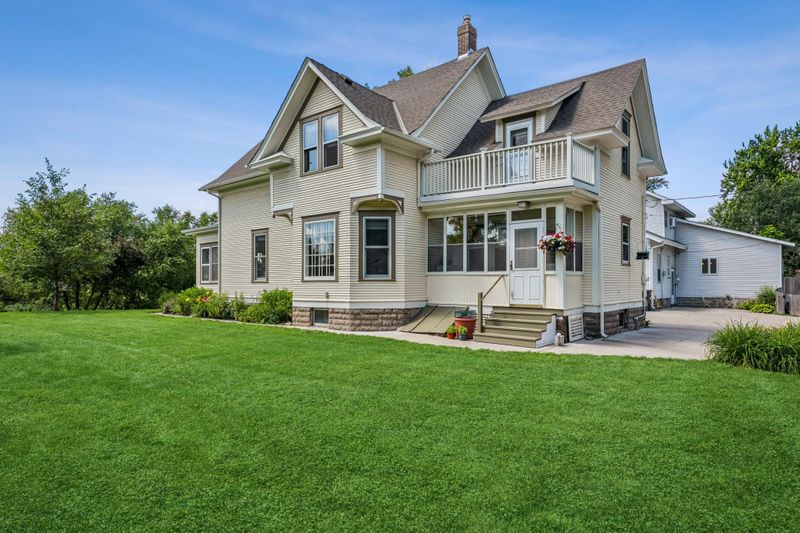 1222 E Como Blvd, Saint Paul, MN 55117