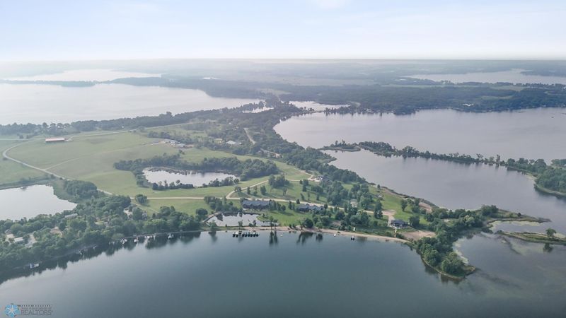 14347 Grandview Ln, Lake Park, MN 56554