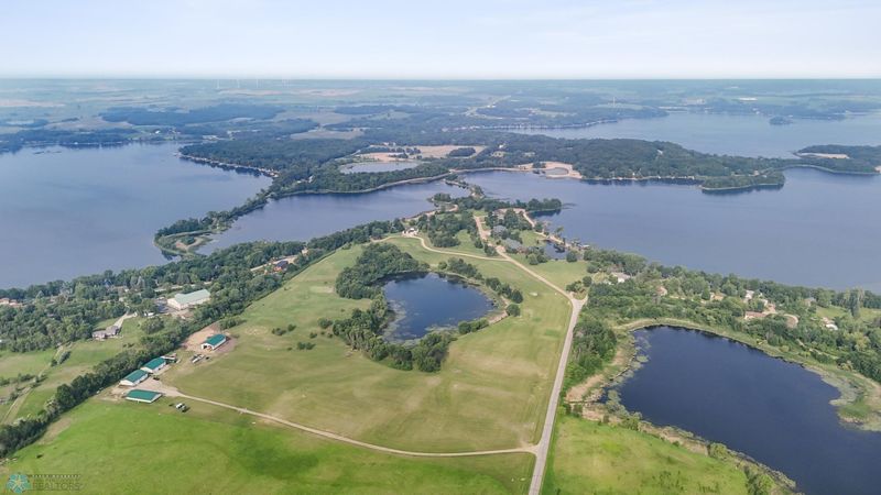 14347 Grandview Ln, Lake Park, MN 56554