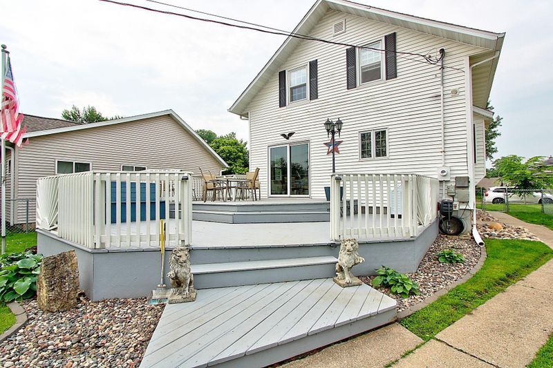 1936 W 5th St, Red Wing, MN 55066