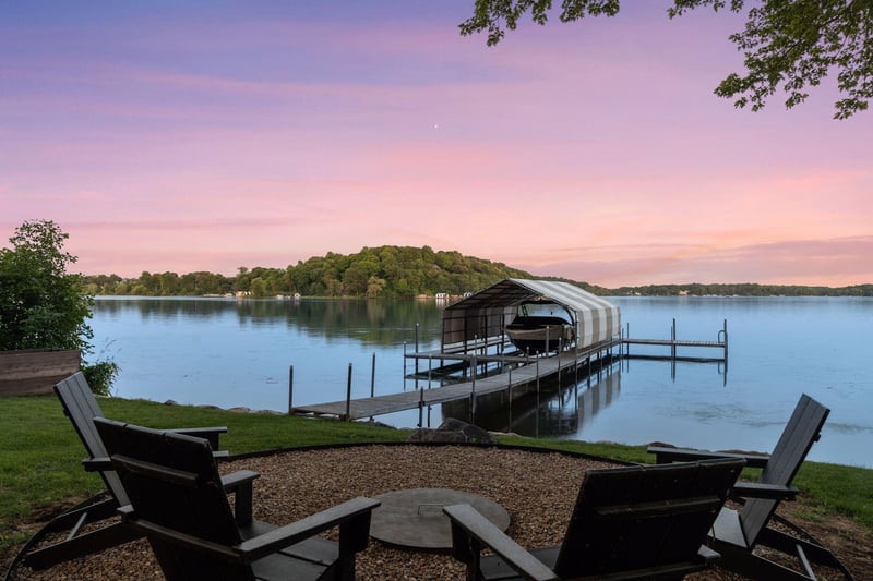 6641 Halstead Ave, Mound, MN 55364