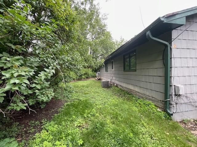 1733 Shorewood Ln, Mound, MN 55364