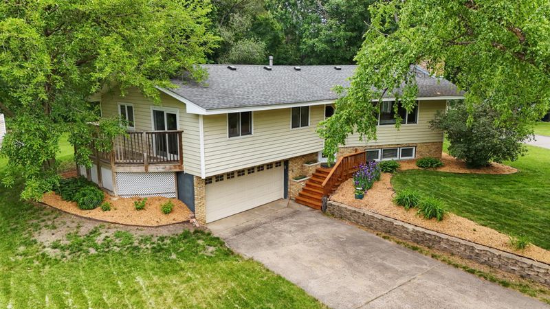 14126 Glenridge Rd, Minnetonka, MN 55345
