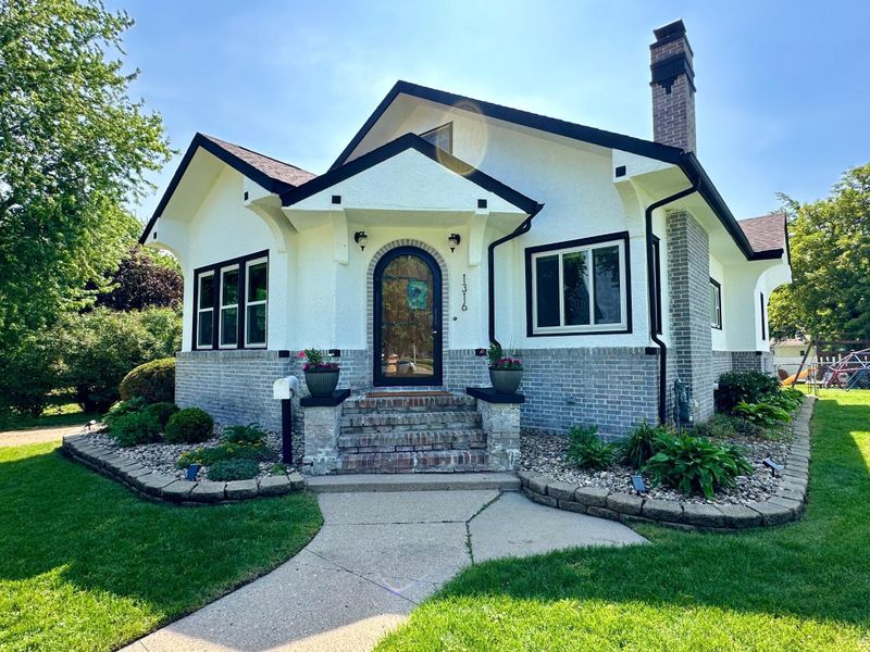 1316 4th Ave, Worthington, MN 56187