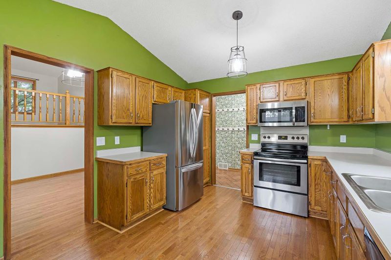 14945 Crandall Ave W, Rosemount, MN 55068