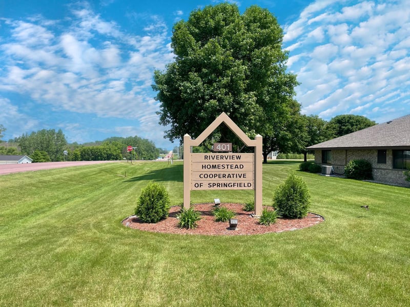 401 S County Road 5 #102, Springfield, MN 56087