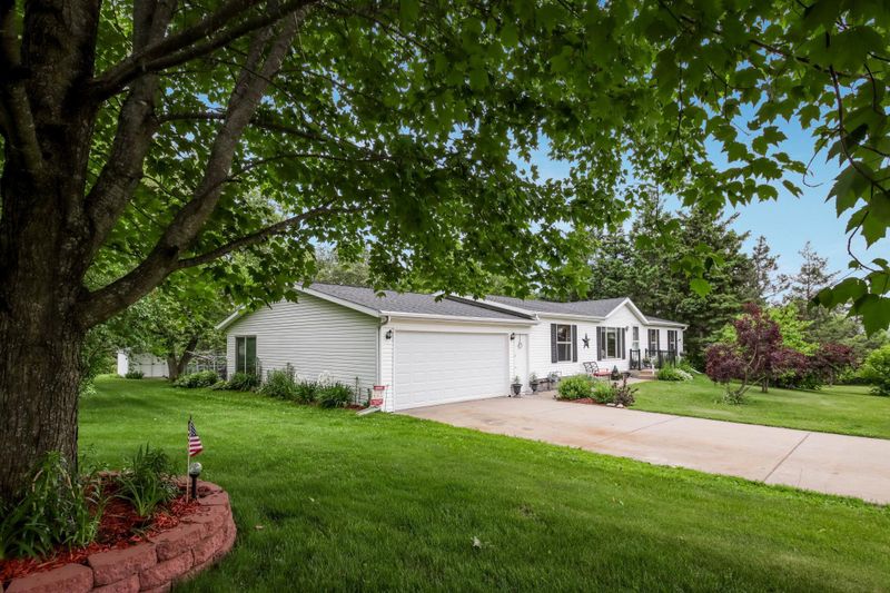 635 S 6th St, Barron, WI 54812