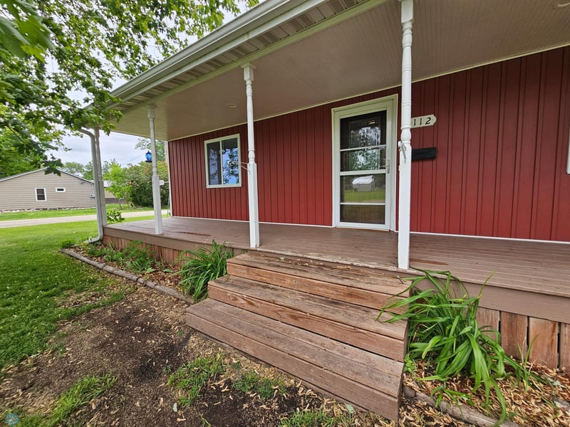 112 Lincoln St, Hitterdal, MN 56552