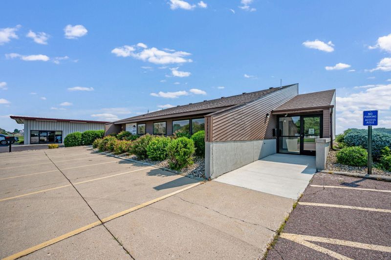 1235 Highway 15 S, Fairmont, MN 56031