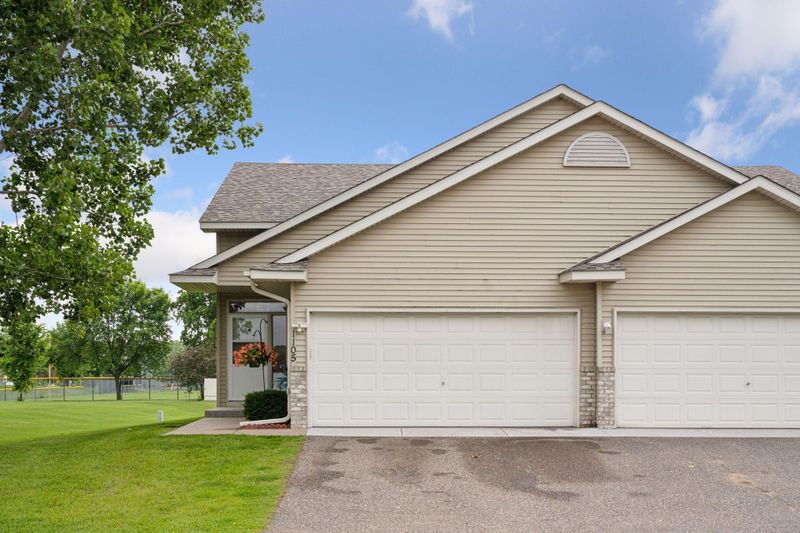 1105 3rd St S, Princeton, MN 55371