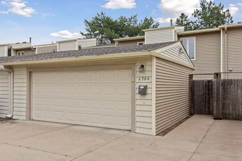 6304 Welcome Ave N, Brooklyn Park, MN 55429