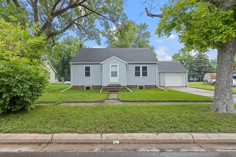 203 Cherry St, Milroy, MN 56263