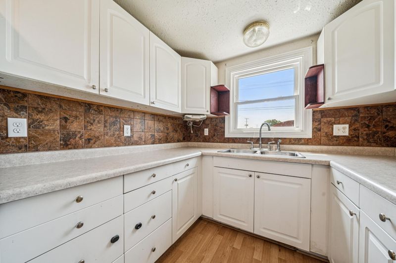 1702 1st Ave, Mankato, MN 56001