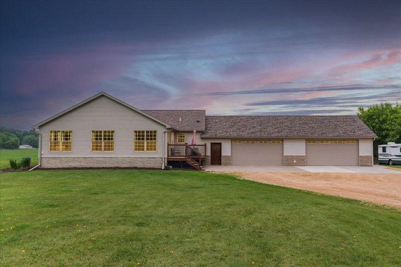 E633 950th Ave, Downing, WI 54734