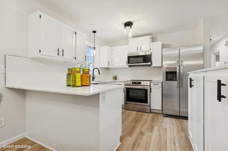 9019 Idaho Ave N, Brooklyn Park, MN 55445