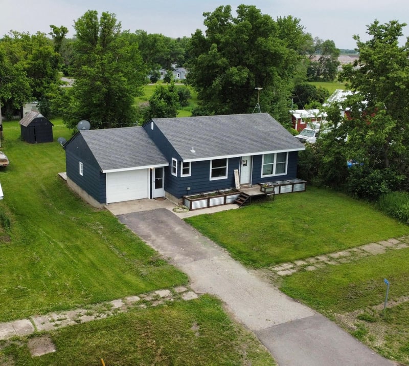 15729 232nd Ave NE, Hawick, MN 56273