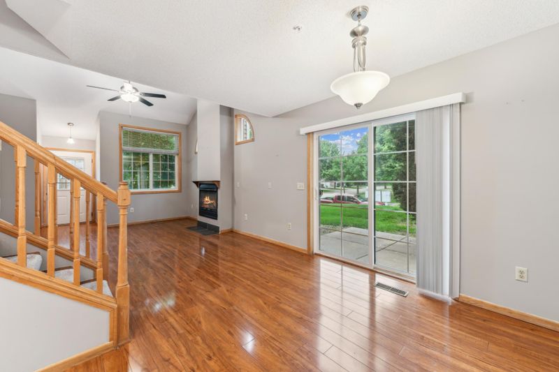 18267 Coneflower Ln, Eden Prairie, MN 55346