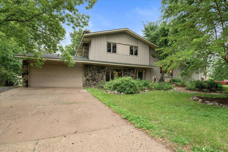 7730 Inskip Trl S, Cottage Grove, MN 55016