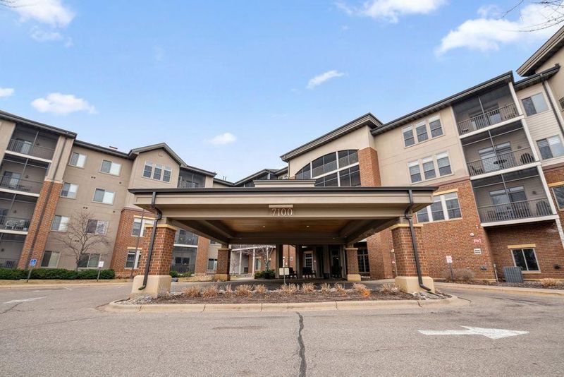 7100 Metro Blvd #210, Edina, MN 55439