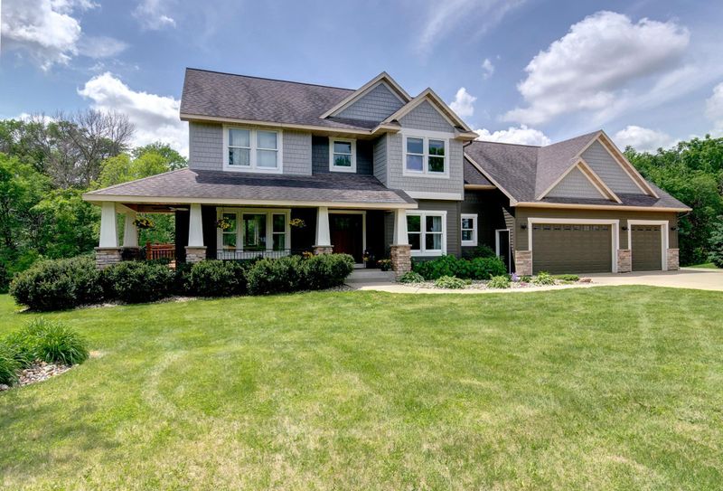 2175 233rd St E, Prior Lake, MN 55372