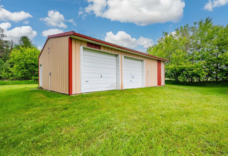208 3rd Ave NE, Remer, MN 56672