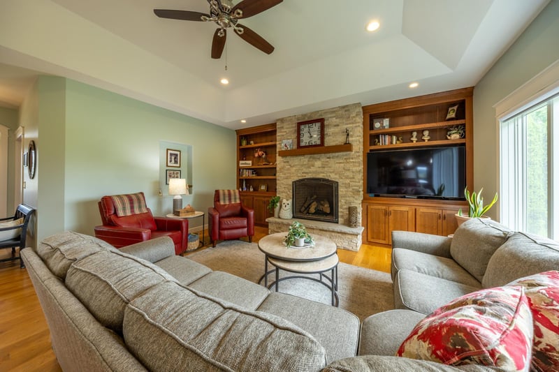 25 Harmony Ct, Lake City, MN 55041
