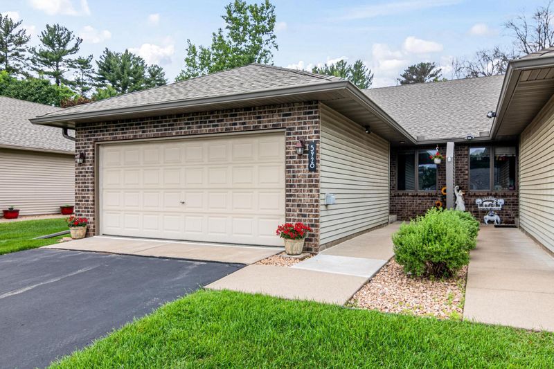 5920 Oxboro Ave N, Stillwater, MN 55082