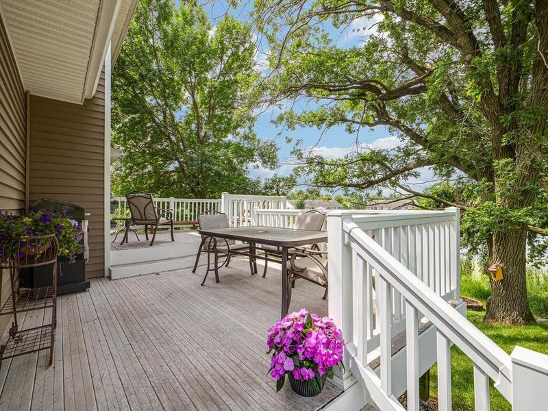18232 Roosevelt St NW, Elk River, MN 55330