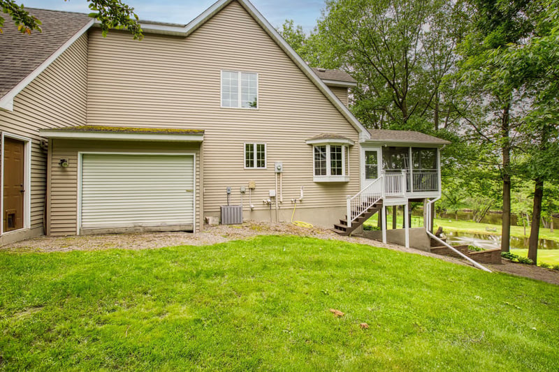 410 6th St NW, Milaca, MN 56353