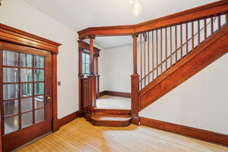 771 Minnehaha Ave E, Saint Paul, MN 55106
