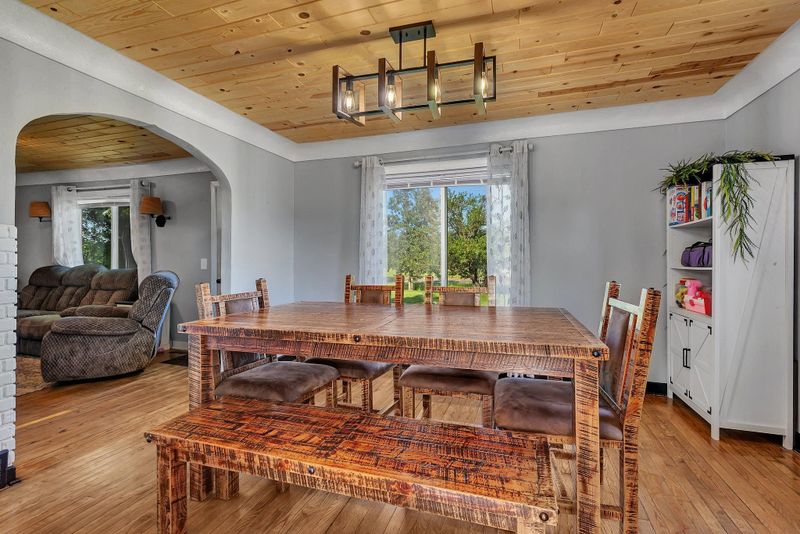 25068 Us Highway 169, Milaca, MN 56353