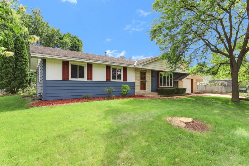 2750 121st Ln NW, Coon Rapids, MN 55433
