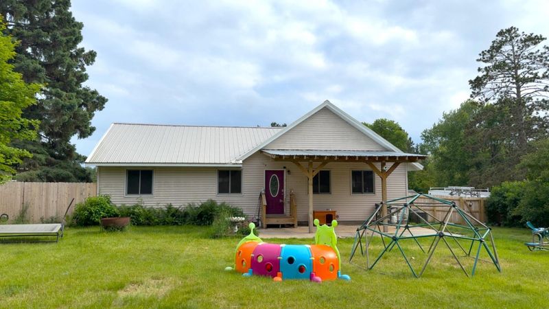 504 Main St W, Nevis, MN 56467