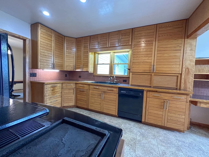 31678 Liberty Ave, Redwood Falls, MN 56283