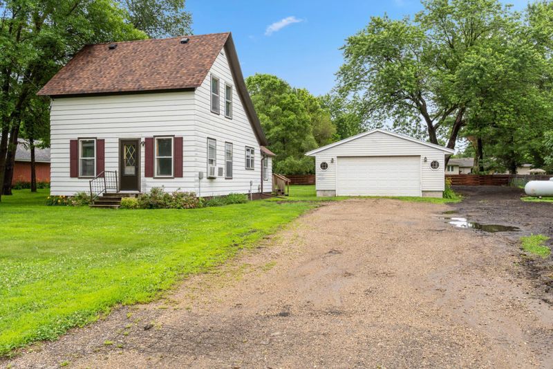 23435 Farwell Ave, Warsaw, MN 55087