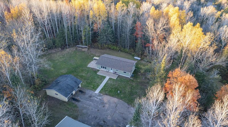 185 Olson Rd, Esko, MN 55733