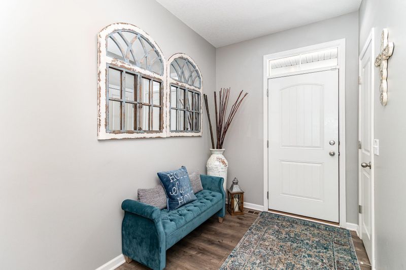 4739 Prairie Dunes Way, Eagan, MN 55123