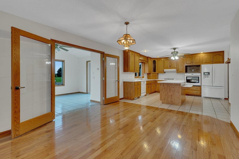 42767 190th Ave, Holdingford, MN 56340