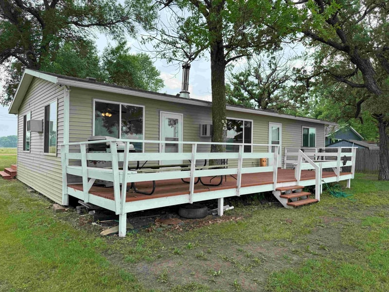19756 Dodd Rd, Kilkenny, MN 56052