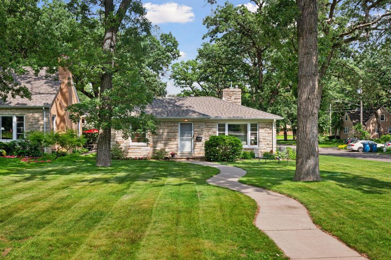 7045 James Ave S, Richfield, MN 55423